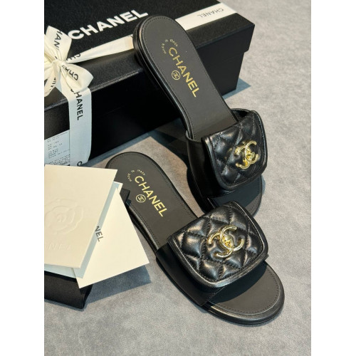 Шлепанцы Chanel