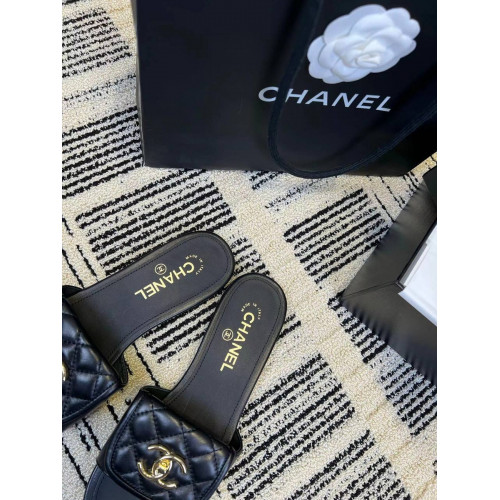 Шлепанцы Chanel