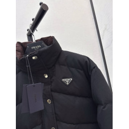 Пуховик Prada