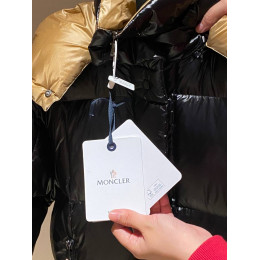 Пуховик Moncler