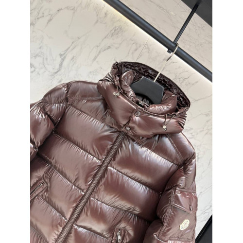 Пуховик Moncler