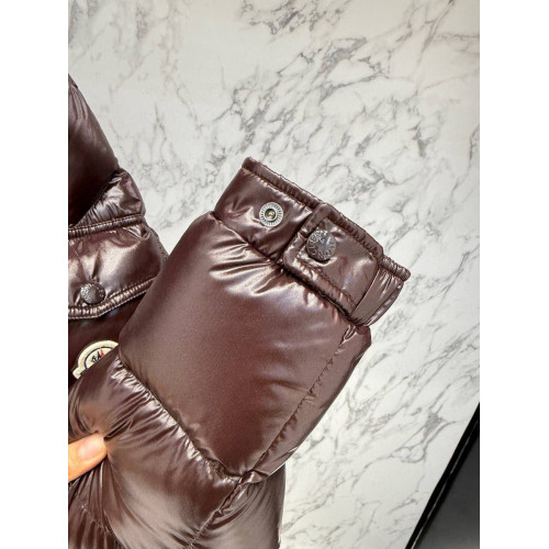 Пуховик Moncler