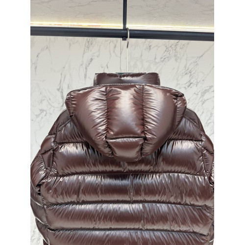 Пуховик Moncler