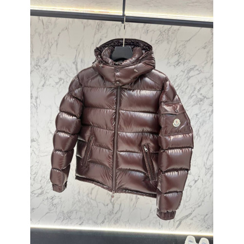 Пуховик Moncler