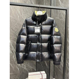Пуховик Moncler