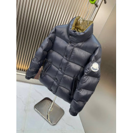Пуховик Moncler