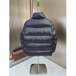 Пуховик Moncler