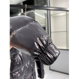 Пуховик Moncler
