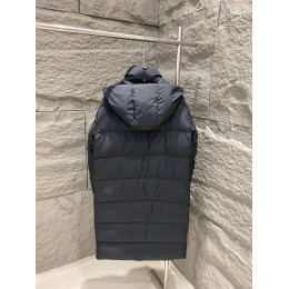 Пуховик Moncler