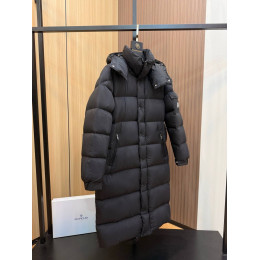 Пуховик Moncler