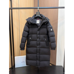 Пуховик Moncler