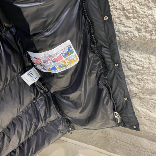 Пуховик Moncler