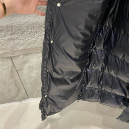 Пуховик Moncler