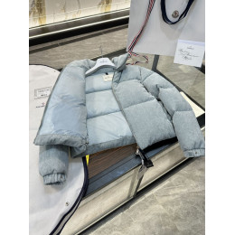 Пуховик Moncler