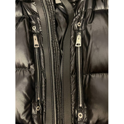 Пуховик Moncler