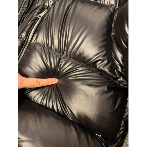 Пуховик Moncler