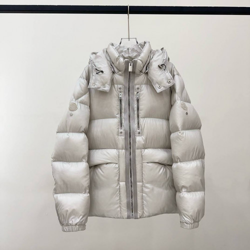 Пуховик Moncler