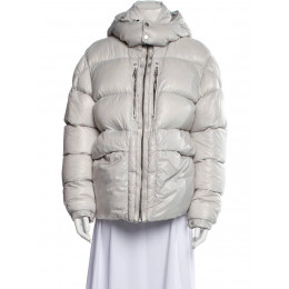 Пуховик Moncler