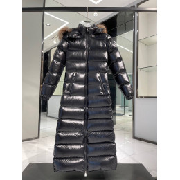 Пуховик Moncler