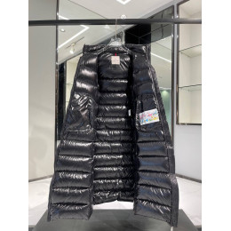 Пуховик Moncler