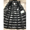 Пуховик Moncler
