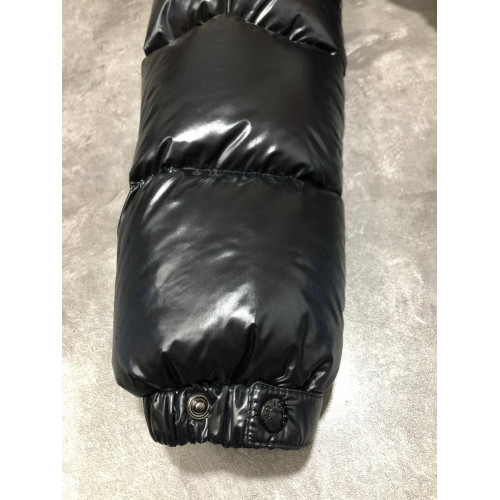 Пуховик Moncler