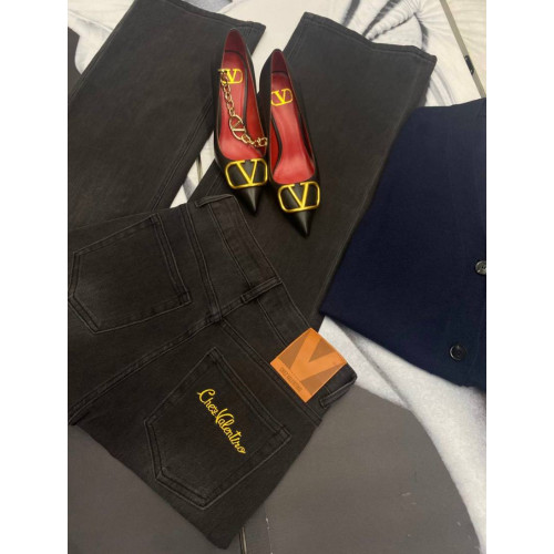 Джинсы Valentino