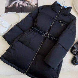 Пуховик Prada
