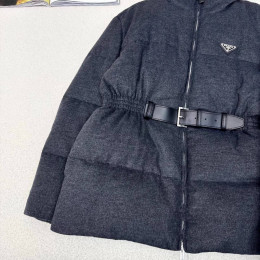 Пуховик Prada