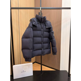 Пуховик Moncler