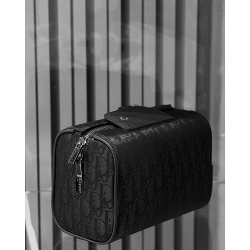 Косметичка Dior