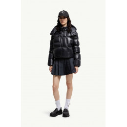 Пуховик Moncler