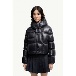 Пуховик Moncler