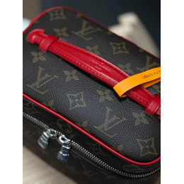 Косметичка Louis Vuitton