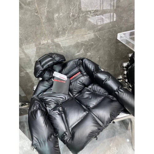 Пуховик Prada