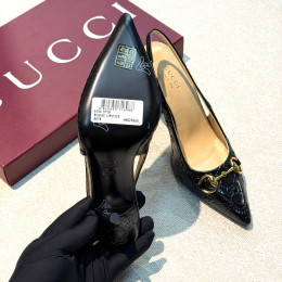 Женские туфли Gucci ZP