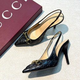 Женские туфли Gucci ZP