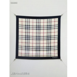 Платок Burberry