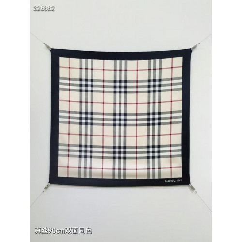Платок Burberry