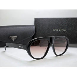 Очки Prada