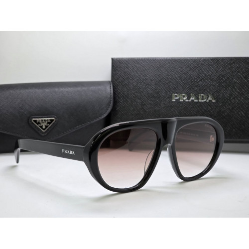 Очки Prada