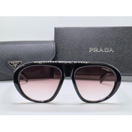 Очки Prada